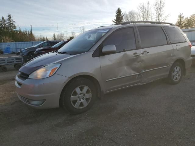 2004 Toyota Sienna CE