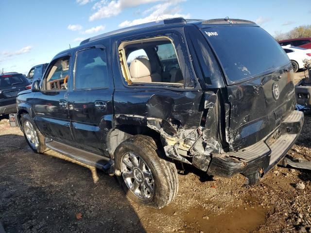 2004 Cadillac Escalade Luxury