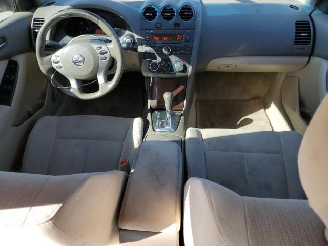 2011 Nissan Altima Base