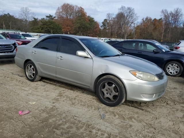 2005 Toyota Camry LE