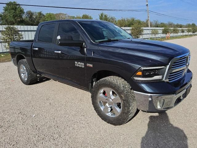 2015 Dodge RAM 1500 SLT