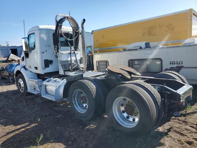 2016 Peterbilt 579