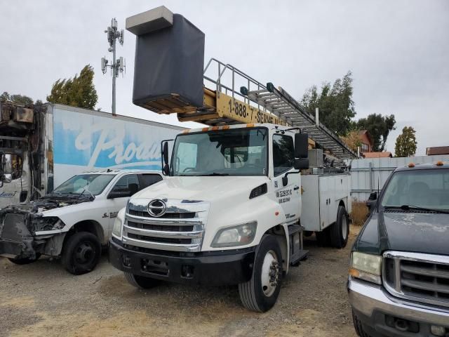 2015 Hino 258 268