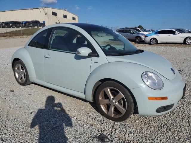 2010 Volkswagen New Beetle