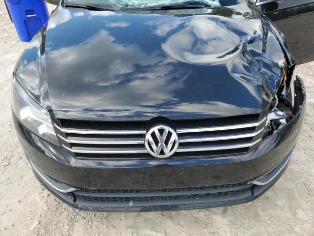 2013 Volkswagen Passat SE