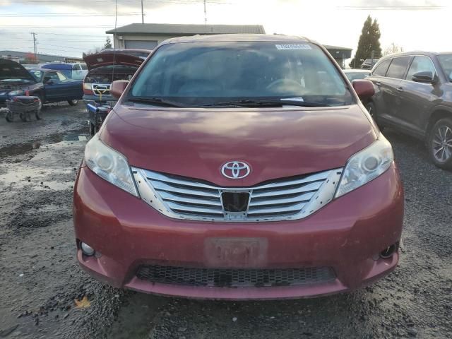 2012 Toyota Sienna XLE