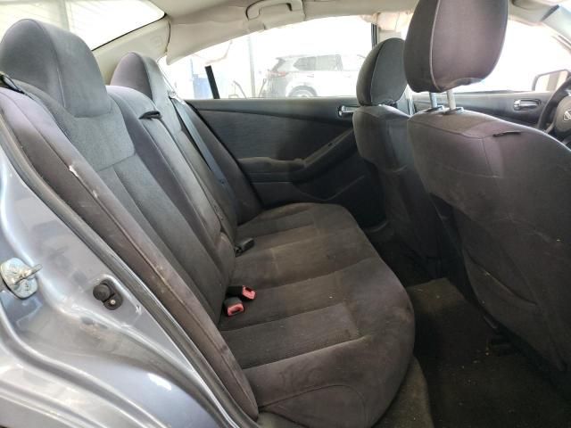 2011 Nissan Altima Base