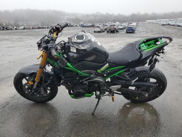 2024 Kawasaki ZR900 M