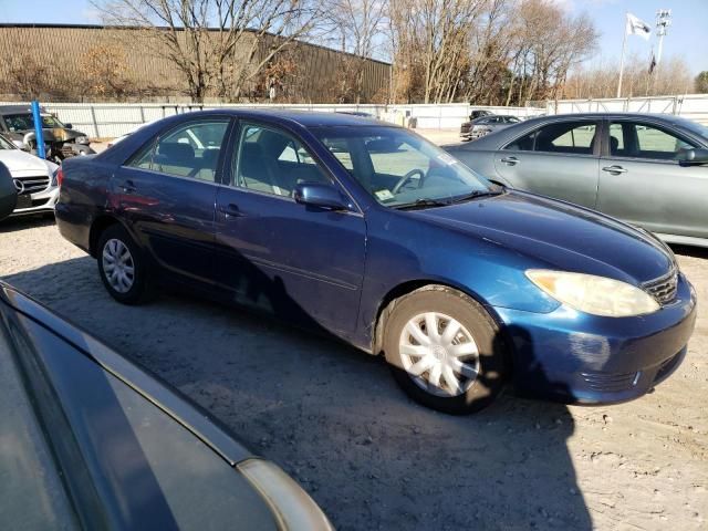 2005 Toyota Camry LE