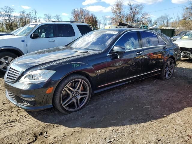 2011 Mercedes-Benz S 63 AMG