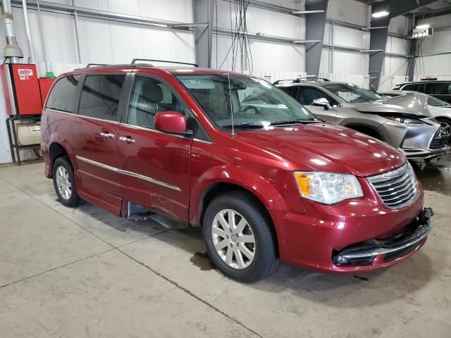 2015 Chrysler Town & Country Touring