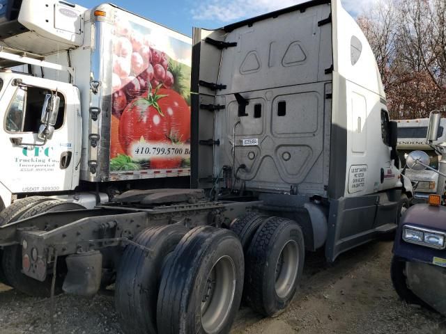 2016 Freightliner Cascadia 125