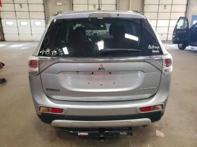 2015 Mitsubishi Outlander SE