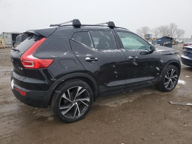 2021 Volvo XC40 T5 R-Design