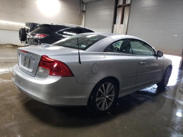 2011 Volvo C70 T5