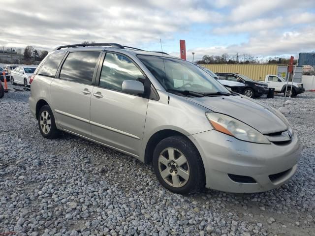 2008 Toyota Sienna XLE