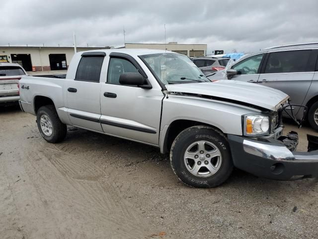 2005 Dodge Dakota Quad SLT