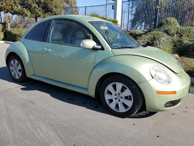 2009 Volkswagen New Beetle S