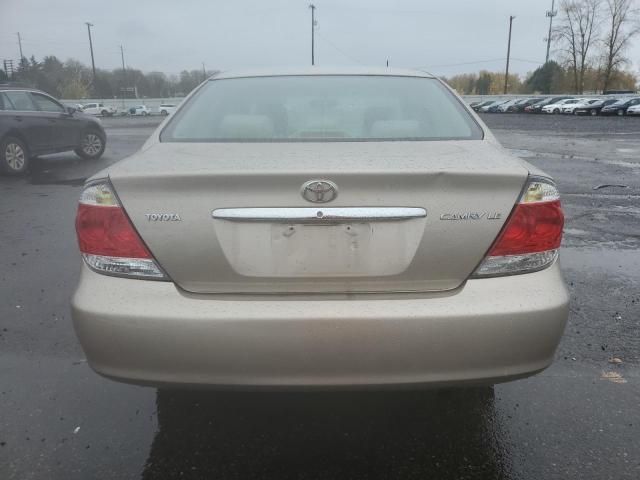 2005 Toyota Camry LE