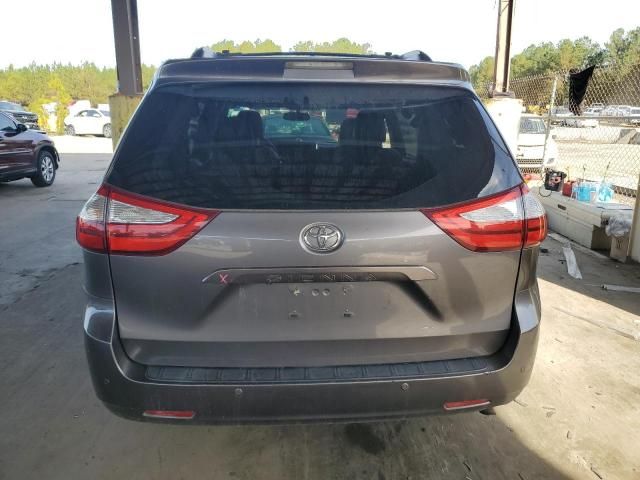 2015 Toyota Sienna XLE