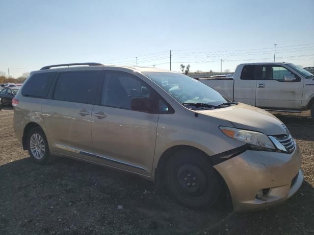 2011 Toyota Sienna XLE