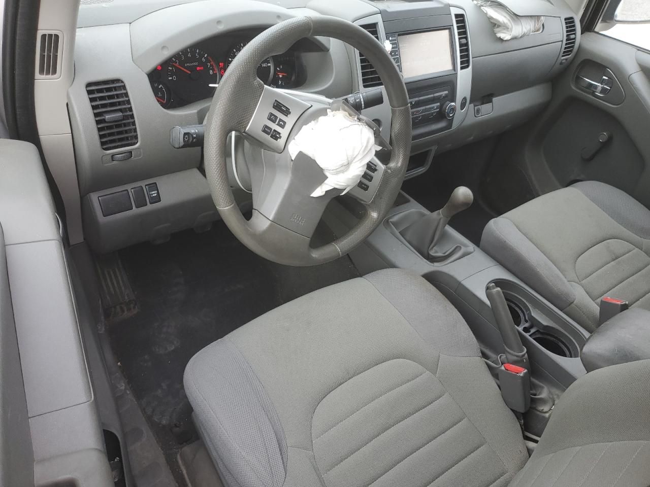 2019 Nissan Frontier s