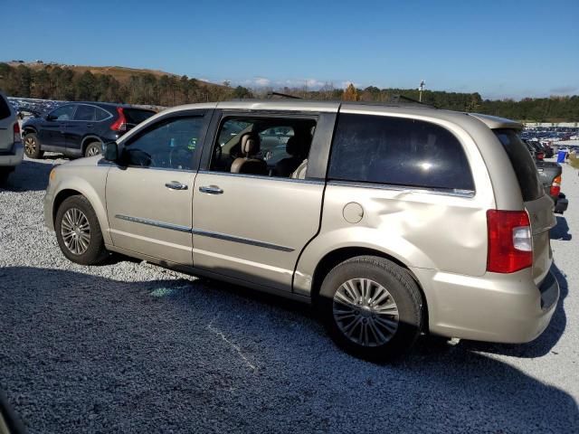 2014 Chrysler Town & Country Touring L