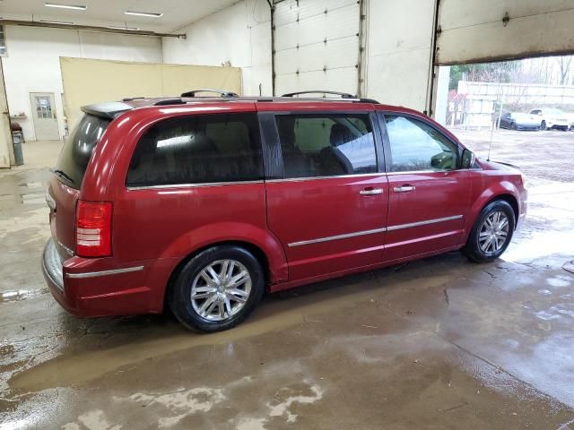 2010 Chrysler Town & Country Limited