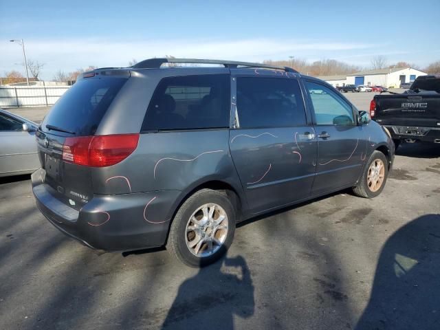 2005 Toyota Sienna XLE