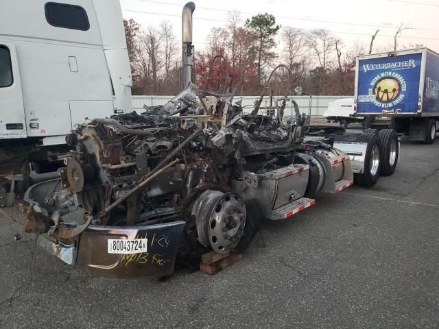 2025 Peterbilt 579