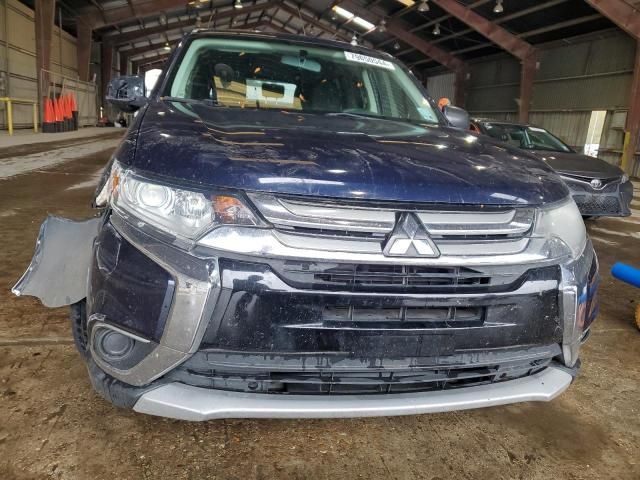 2017 Mitsubishi Outlander ES