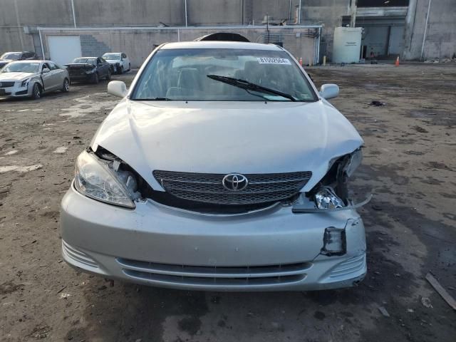 2004 Toyota Camry le