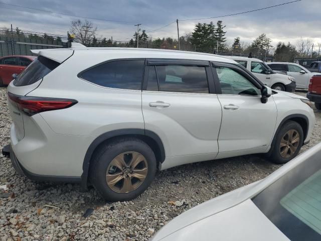 2023 Toyota Highlander Hybrid Bronze Edition