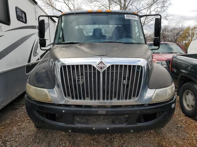 2002 International 4000 4300