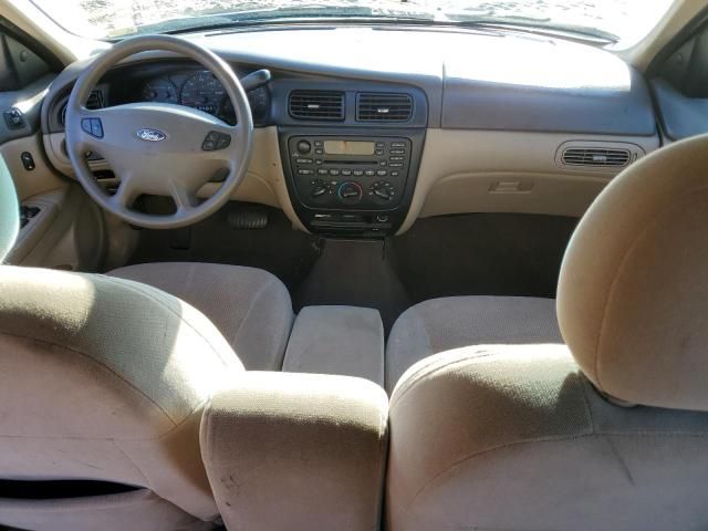 2002 Ford Taurus SE