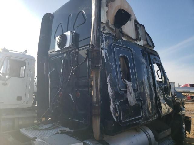 2008 Freightliner Cascadia 125