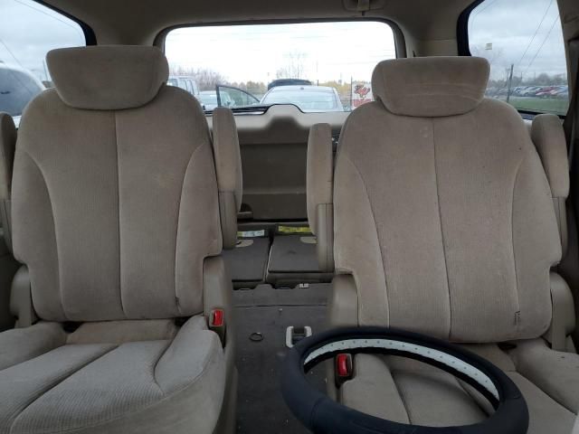 2008 KIA Sedona EX