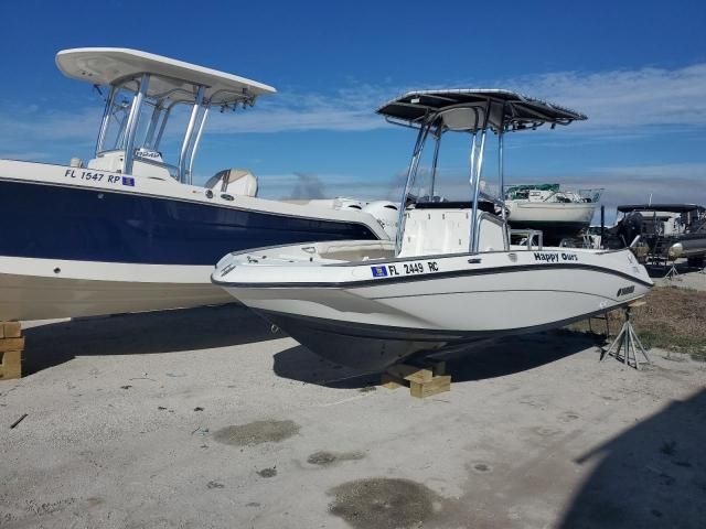 2016 Yamaha Boat