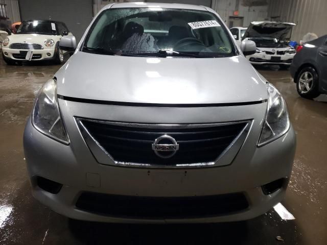 2013 Nissan Versa S