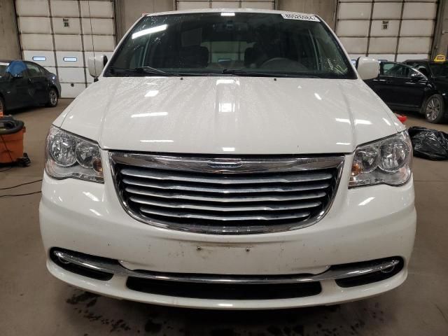 2013 Chrysler Town & Country Touring