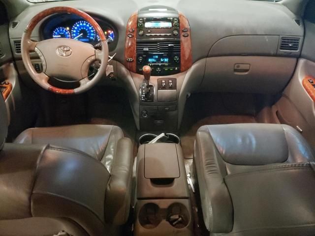 2008 Toyota Sienna XLE