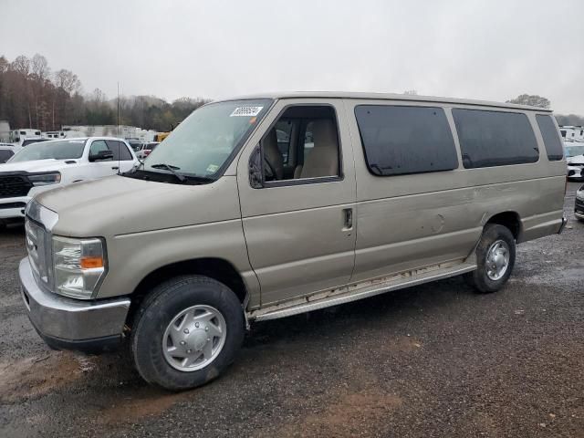 2013 Ford Econoline E350 Super Duty Wagon