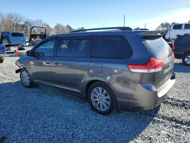 2011 Toyota Sienna XLE