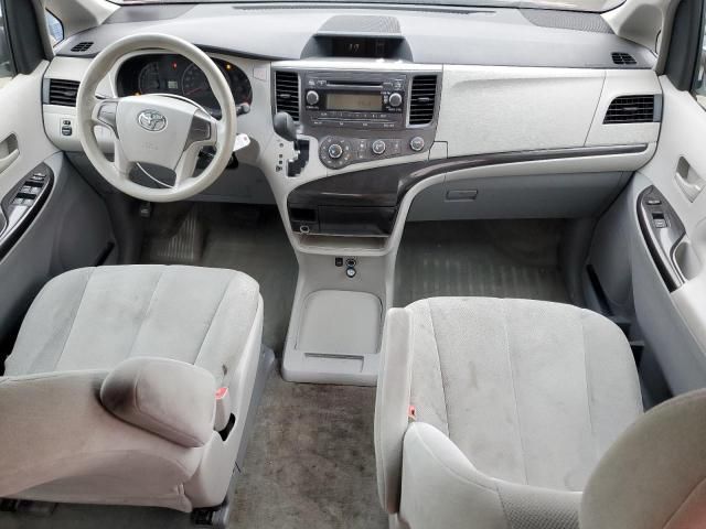 2013 Toyota Sienna