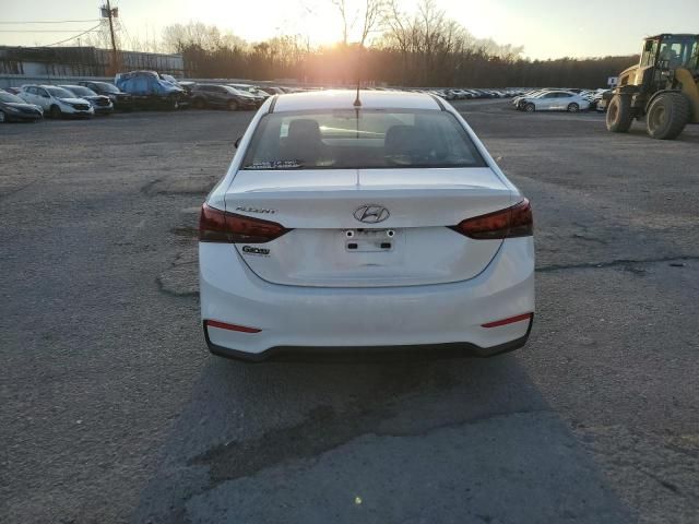 2022 Hyundai Accent SE