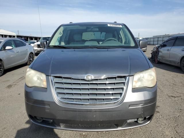 2009 Chrysler Town & Country Touring