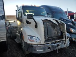 Peterbilt salvage cars for sale: 2016 Peterbilt 579