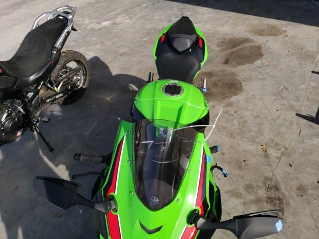 2023 Kawasaki ZX1002 M