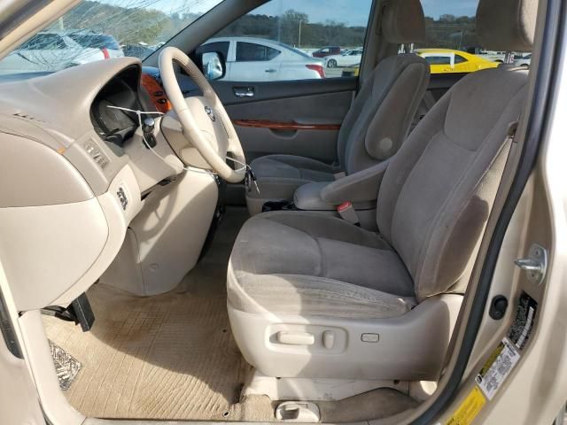 2006 Toyota Sienna XLE