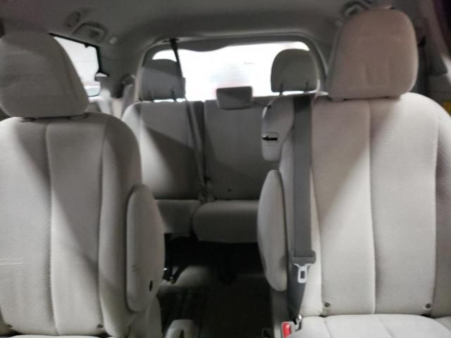 2012 Toyota Sienna LE